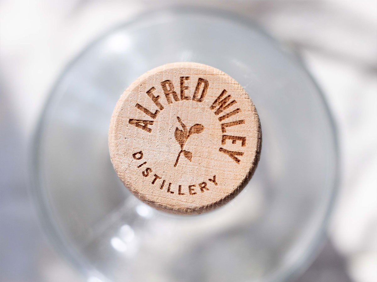 alfred wiley distillery gin packaging design